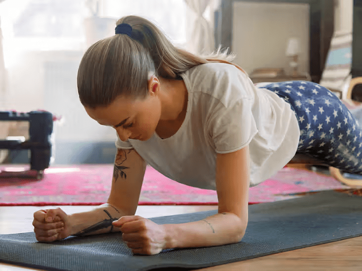 7 Minute Workout is one of the best fitness apps in 2025, providing short yet powerful exercises to boost stamina, burn calories, and stay active daily.